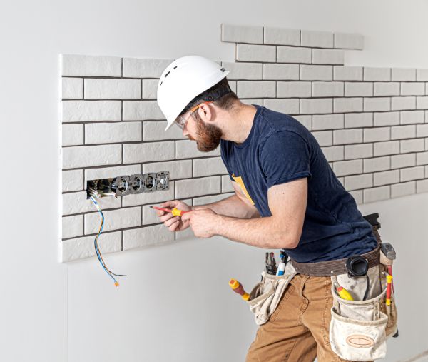 Transforming your derby home: a comprehensive guide to modernizing your electrical system for smart home compatibility